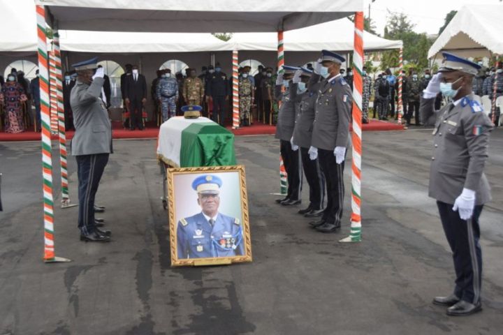 Ultime hommage de la Nation au général de brigade Vako Bamba