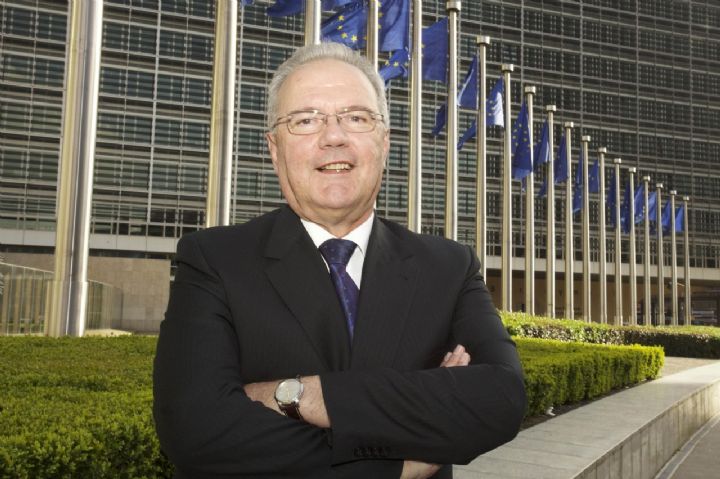 UE: arrivée à Abidjan de Neven Mimica pour soutenir le progrès économique et démocratique en Côte d’Ivoire