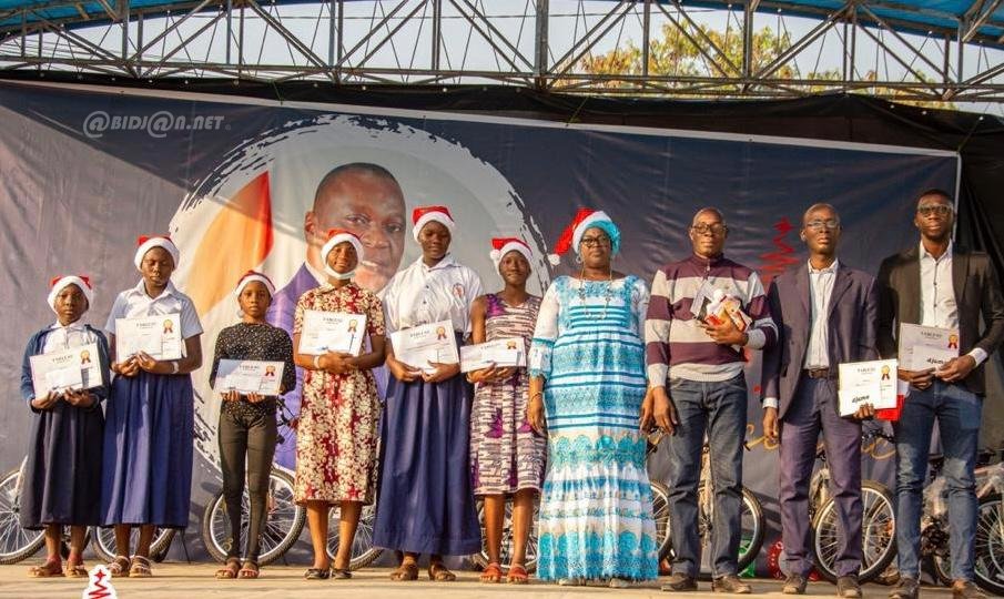 Noël de l'Excellence à Bouaké 69 tableaux d'honneur décernés aux