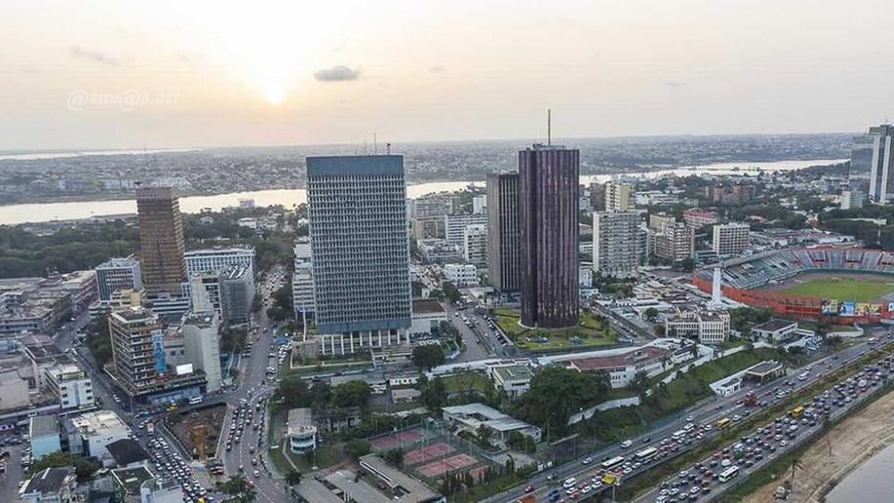 Notation souveraine : la Côte d’Ivoire se hisse au 2ᵉ rang des économies les mieux notées d’Afrique subsaharienne , selon Fitch Ratings