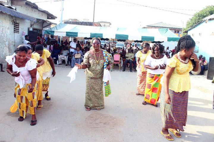 Treichville : Sortie d’une Danse de réjouissances Appolonienne/La communauté n’zima Kotoko à Amichia : « Tu es notre fils et nous irons partout avec toi »