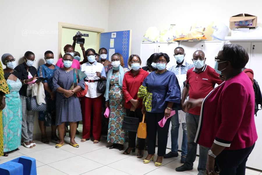 Octobre rose : les femmes enseignants-chercheurs sensibilisées sur le cancer du sein et ses facteurs de risques