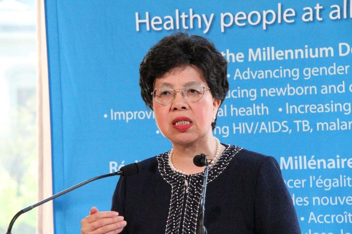 Ebola: l’OMS reconnaît avoir réagi tardivement