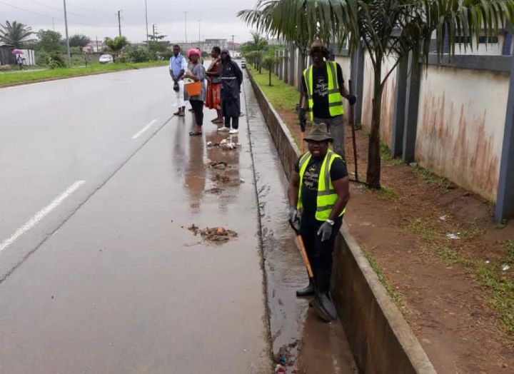 Action Citoyenne: Une Ong s’attaque à l’insalubrité à Abidjan
