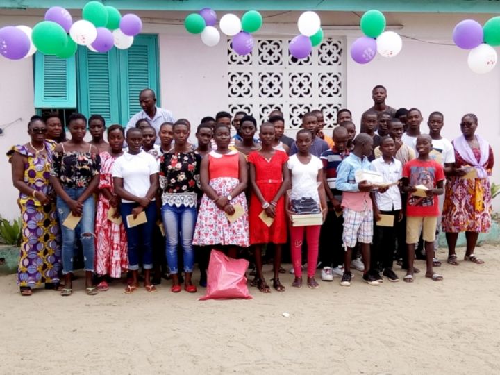 Bingerville/Education : Des orphelins en difficulté reçoivent des kits scolaires