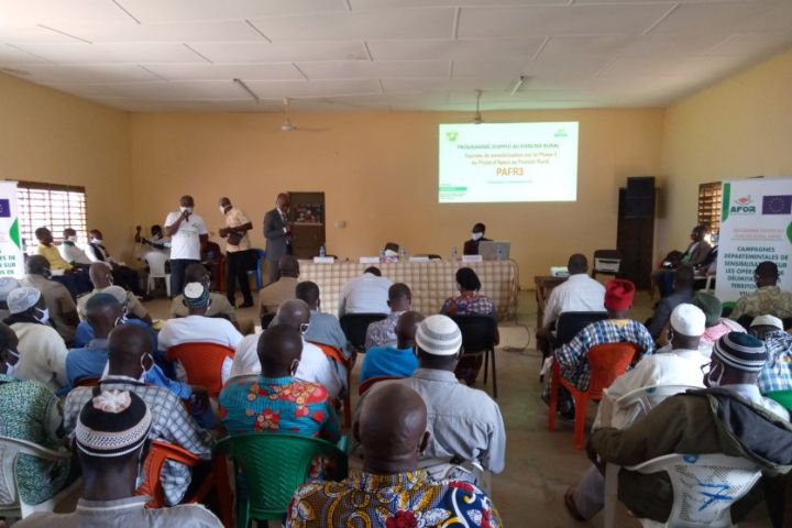 Les populations de Ouangolodougou sensibilisées  sur les opérations de délimitation des territoires de villages