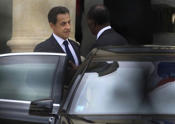 Côte d`Ivoire: l`au revoir d`Alassane Ouattara à son ami Nicolas Sarkozy