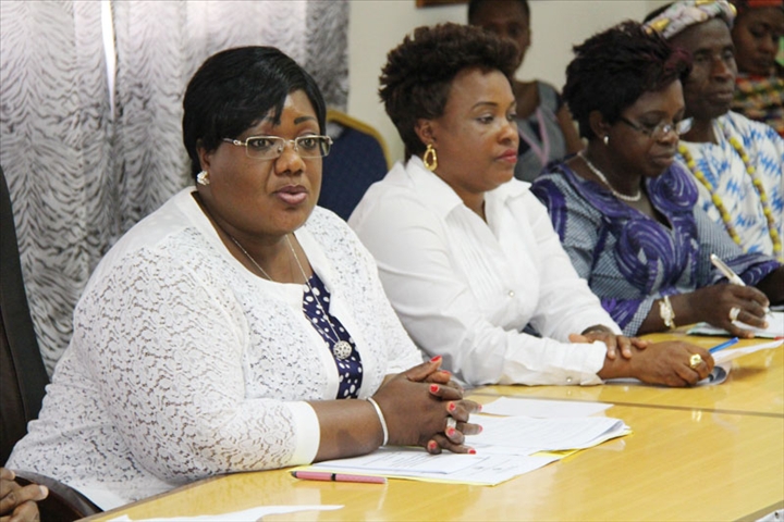 Lutte contre les violences faites aux femmes et aux enfants : de nouveaux textes en faveur des femmes et des enfants annoncés