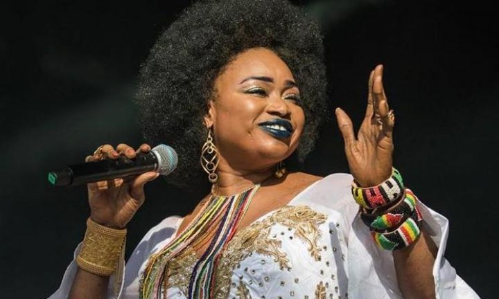 Culture: La diva malienne Oumou Sangaré bientot à Abidjan
