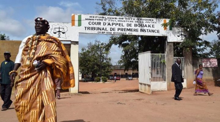 Braquage d’un véhicule au Tribunal de Bouaké suivi de l’enlèvement d’un détenu