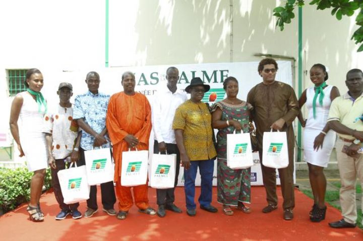 L’As de la Palme 2017 : N’Guetta Kokogni, meilleur planteur de palmier à huile reçoit son véhicule Pick-up