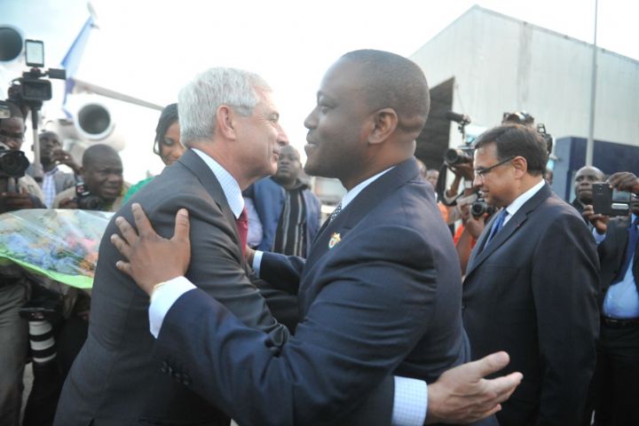 Arrivée à Abidjan du Président de l’Assemblée nationale française, Claude Bartolone