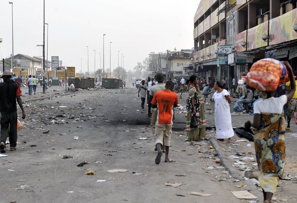 Manifestations du Rhdp dans le moyen comoé - Les autorités réfugiés chez le roi
