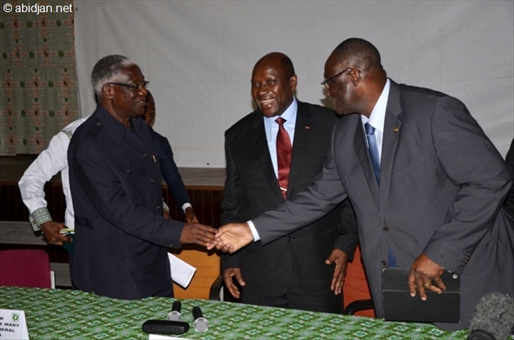 Pdci-Rda / Djédjé Mady à la passation de charges avec Guikahué : ‘‘Tant que je serai vivant, je serai dans le sillage du Pdci… Bon vent à la nouvelle équipe’’