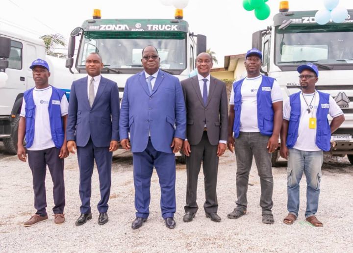 Le ministère de l’Hydraulique met à la disposition de l’ONEP 20 camions-citernes