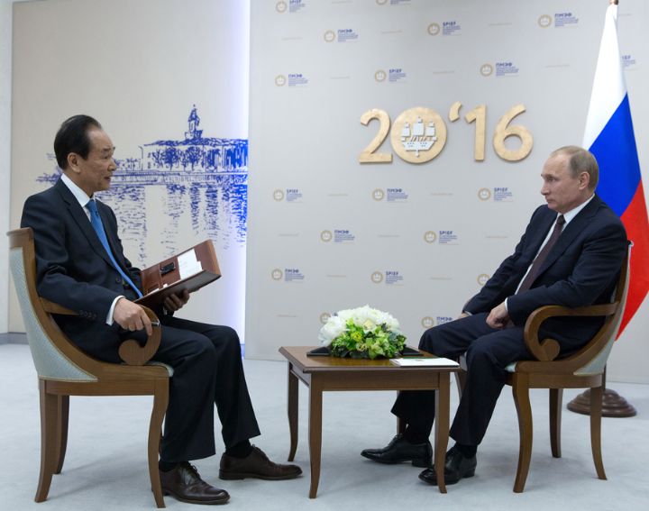 Poutine salue la coopération russo-chinoise et croit au fort potentiel de l’initiative “la Ceinture et la Route”