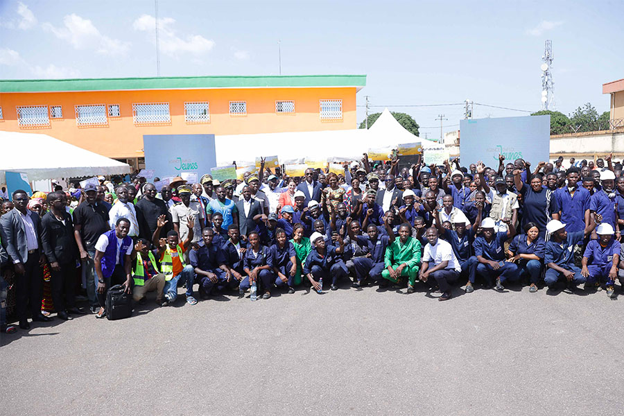 Plus de 100 jeunes champions pour la paix reçoivent leurs certificats de fin de formation à Bouna