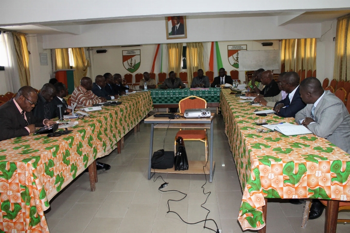 Séminaire de formation aux techniques de contrôle interne : les inspecteurs au laboratoire