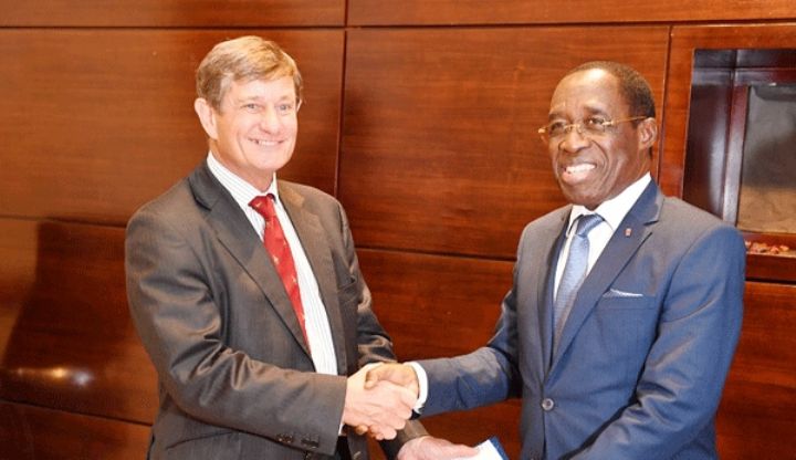 Construction de six hôpitaux à l’intérieur du pays : L’Etat ivoirien signe un contrat avec une entreprise britannique