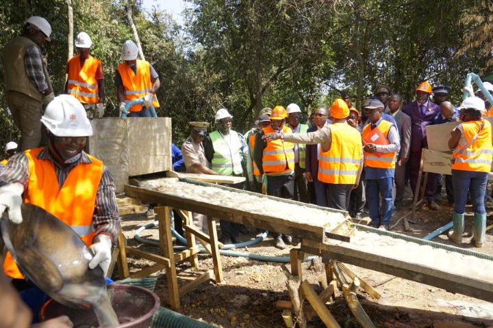 Secteur minier : le gouvernement renforce son dispositif de lutte contre l’orpaillage clandestin à Bozi, dans la région de Bouaflé