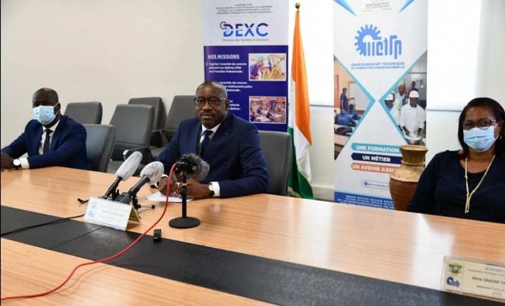 Formation professionnelle : 10 000 places disponibles aux concours d’entrée dans les établissements publics