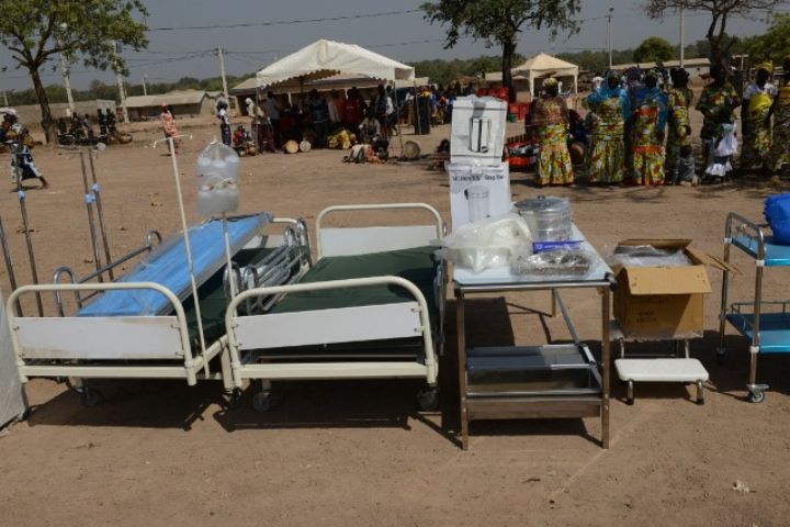 Dominique Ouattara équipe le centre de santé de Ponvogo