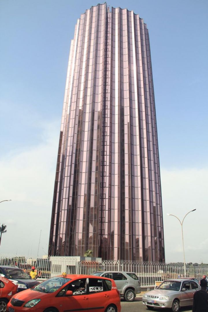 Côte d’Ivoire: réception provisoire de l’immeuble Postel 2001 réhabilité à 43 milliards de FCFA