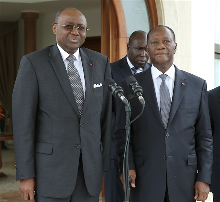 Résidence présidentielle / Le PAN du Cambodge et un ministre camerounais chez le chef de l’Etat, hier: Paul Biya souhaite prompt rétablissement à Ouattara