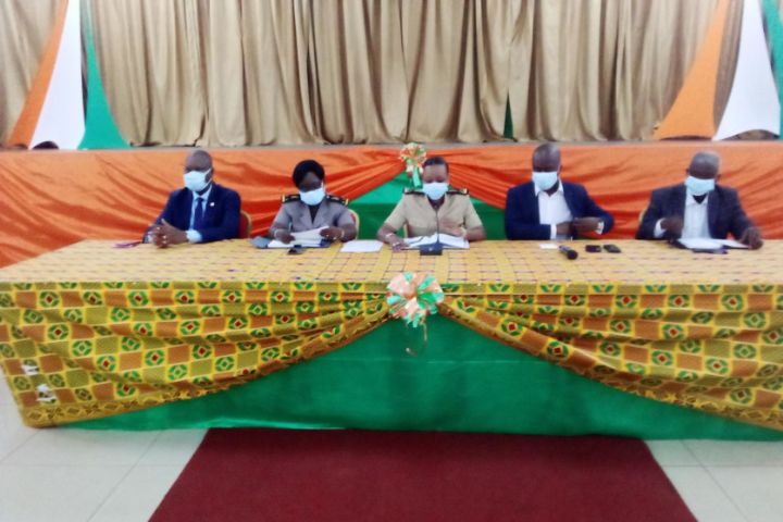 Présidentielle 2020 : Le préfet de Grand-Bassam appelle les leaders d’opinion au maintien de la paix dans le département