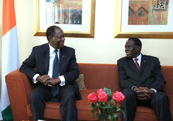 Sommet de la CEDEAO: entretien entre Alassane Ouattara et Michel Kafando à Abuja