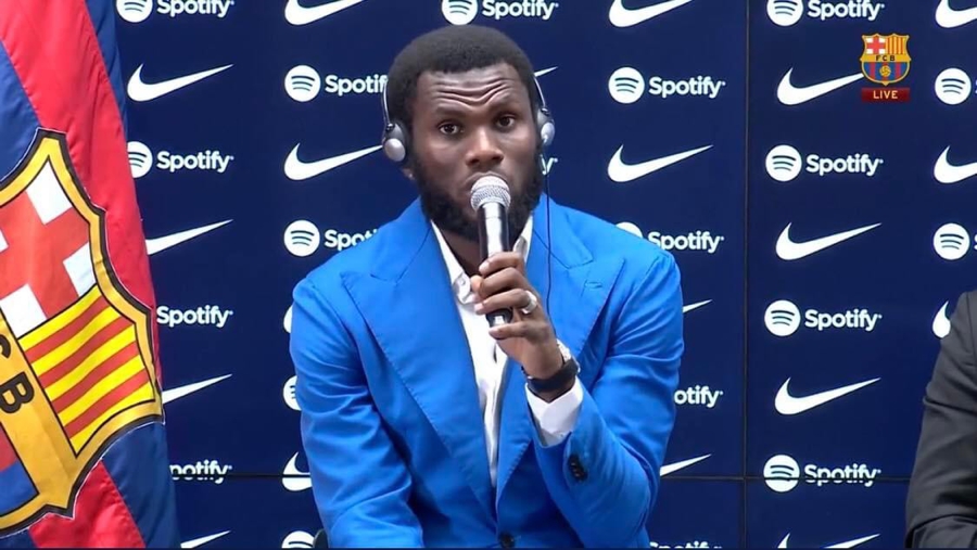 Football :  Franck Kessié « satisfait et fier » d’évoluer désormais au FC Barcelone