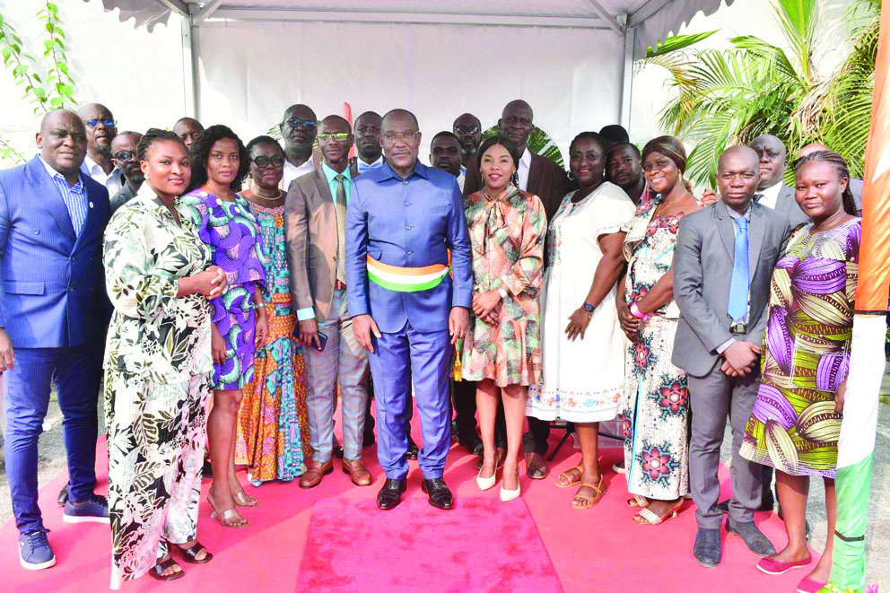 Présentation de vœux à la Mairie de Marcory / Le député-maire Aby Raoul au personnel : « Continuez de me faire confiance, je ne vous décevrai pas »