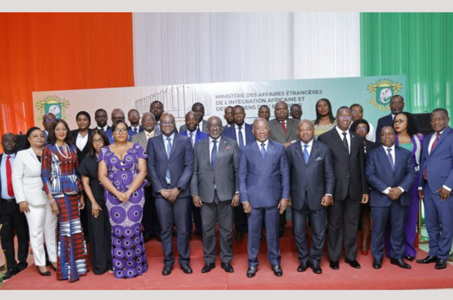 Présentation de vœux : le ministre Léon Adom appelle à œuvrer pour une diplomatie ivoirienne plus performante en 2025