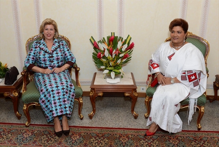 Travail des enfants: Chantal Compaoré à Abidjan pour