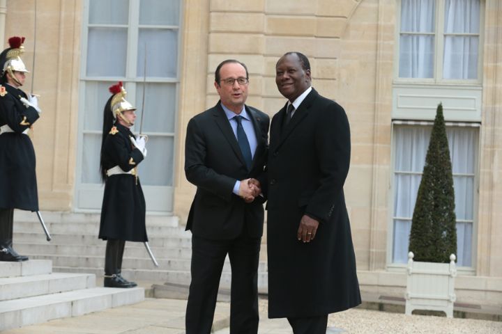 La transition burkinabè évoquée, à l’Elysée, par Hollande et Ouattara