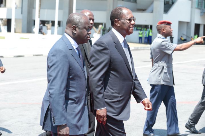 Côte d’Ivoire : Ouattara à Accra pour un sommet consacré au BurkinaFaso