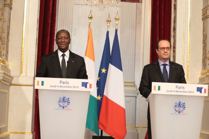 Le Chef de l’Etat a eu un entretien avec le Président François Hollande au Palais de l’Elysée