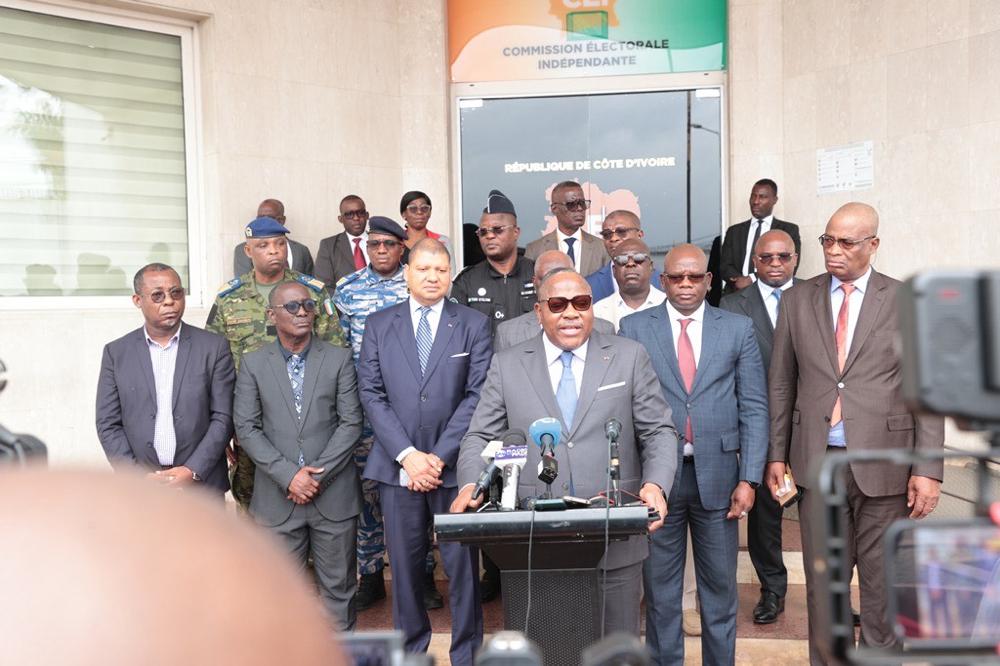 Présidentielle 2025 : la CEI s'entretient avec les cinq candidats en lice