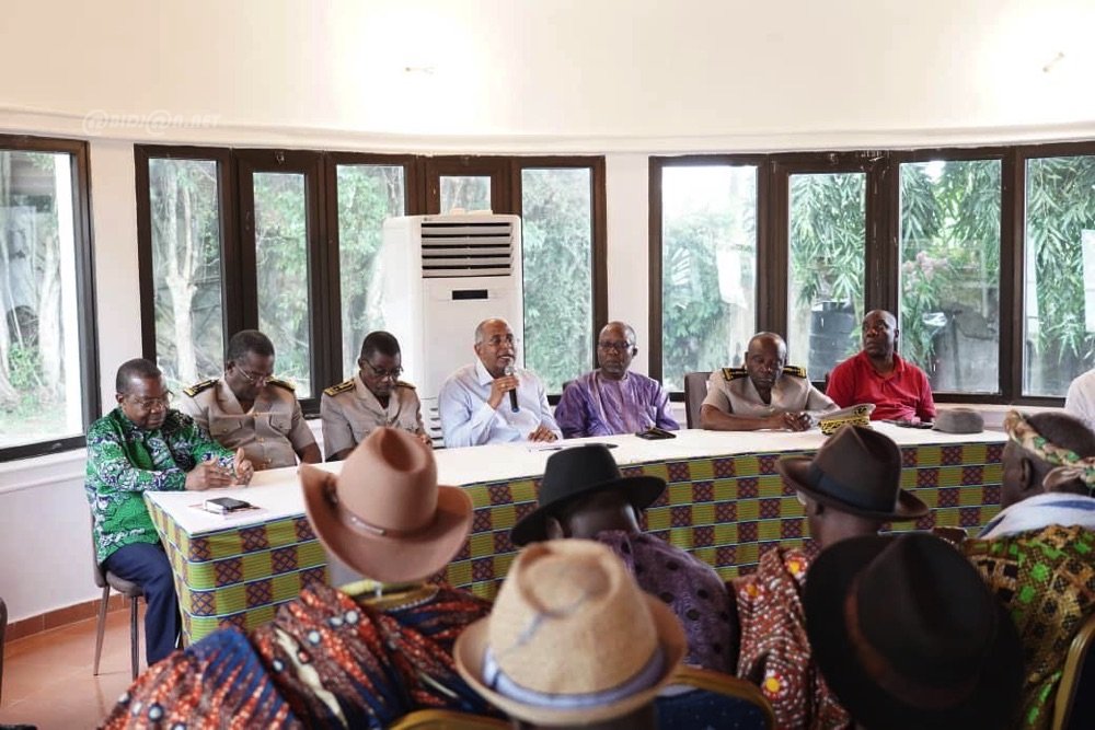 Présidentielle 2025: Patrick Achi exhorte les chefs de La Mé à la paix et à la cohésion