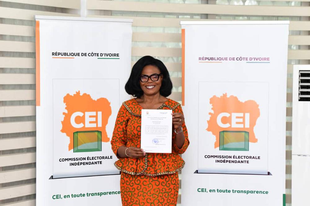 Présidentielle 2025 : Pauline Papoin dépose sa candidature et promet une Côte d’Ivoire fondée sur la justice, la solidarité et la prospérité