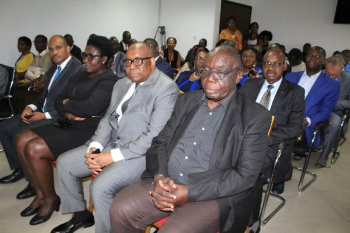 Côte d’Ivoire : sanction disciplinaire infligée à un journal pour manquement grave au code de déontologie