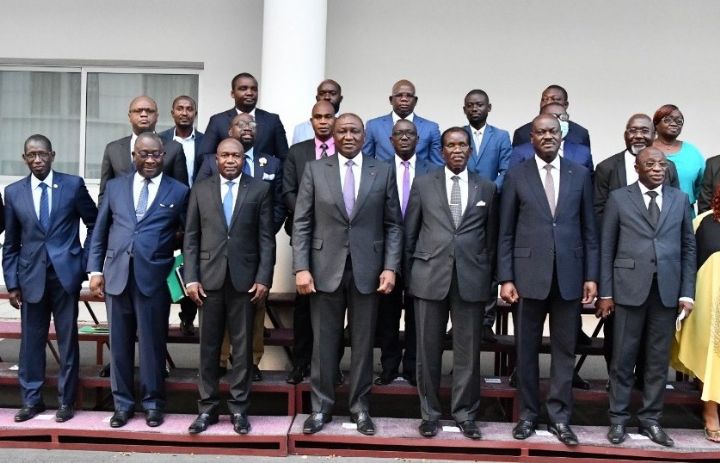 Dialogue politique: Le gouvernement accède à la demande de restructuration de la CEI formulée par l’opposition