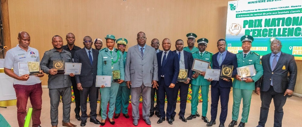 Prix d’excellence 2023 : les 2èmes et 3èmes meilleurs agents des Eaux et Forêts honorés
