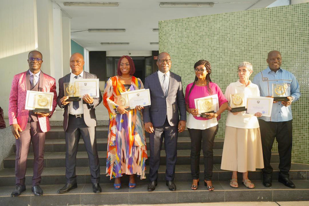 Prix National d'Excellence 2022 : 6 lauréats classés 2èmes et 3èmes reçoivent le 