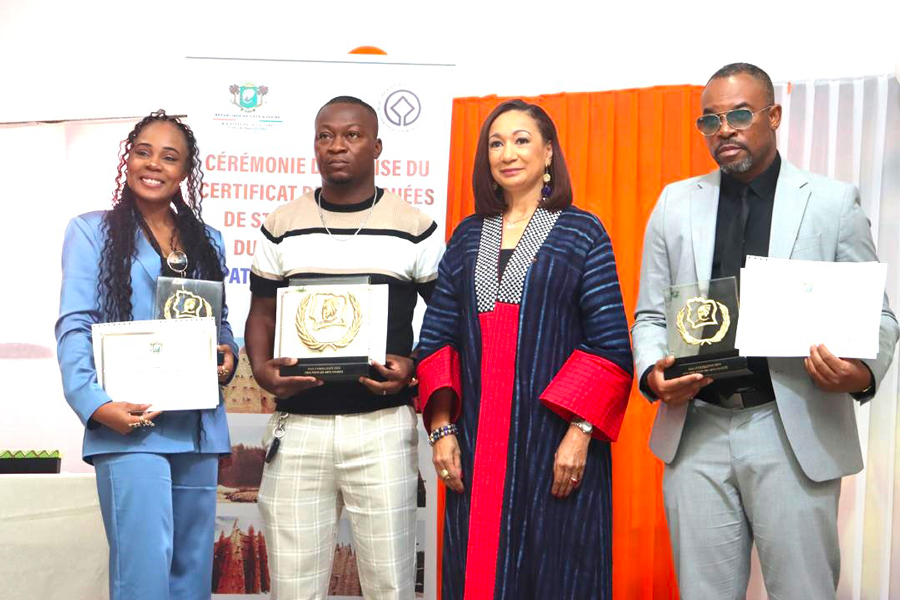 Prix National d’Excellence 2024 : les lauréats classés 2ème et 3ème dans les Arts Vivants et le Cinéma et les Arts visuels reçoivent leurs prix