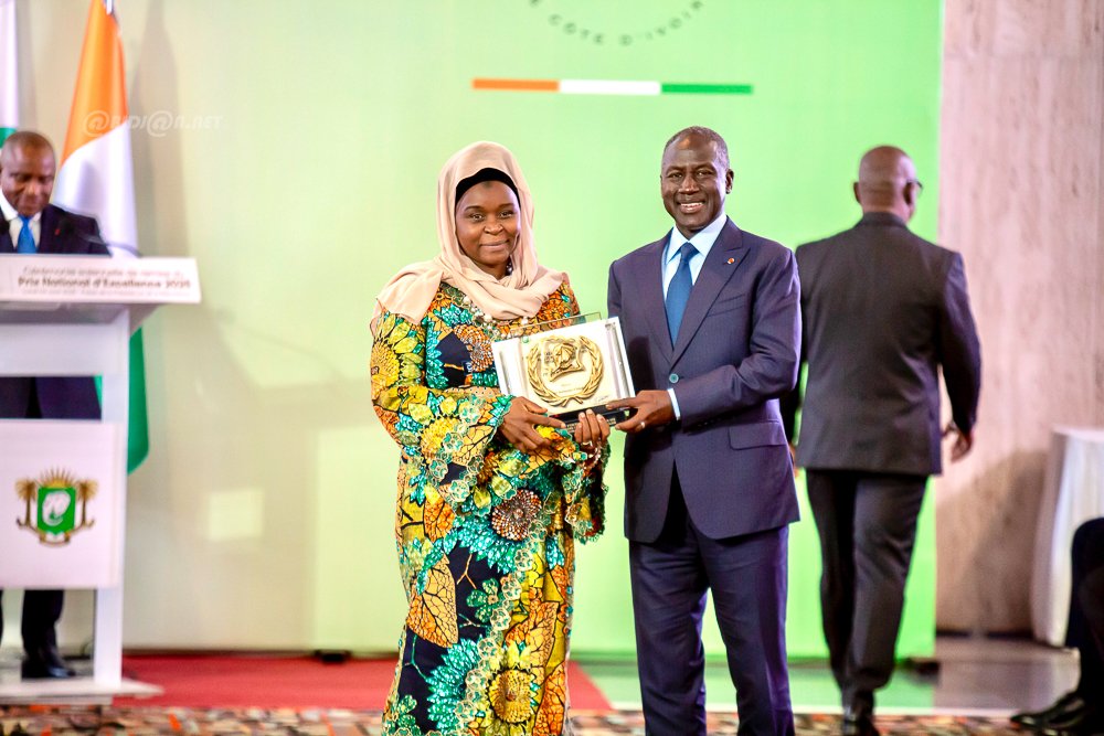 Prix National d’Excellence 2025 : PETROCI Holding couronnée Meilleure Entreprise du Secteur des Hydrocarbures