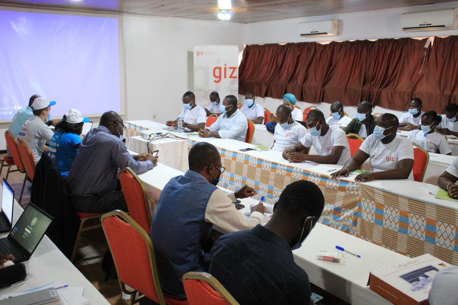 Promotion de l'énergie Solaire : plusieurs jeunes ivoiriens formés à Yamoussoukro