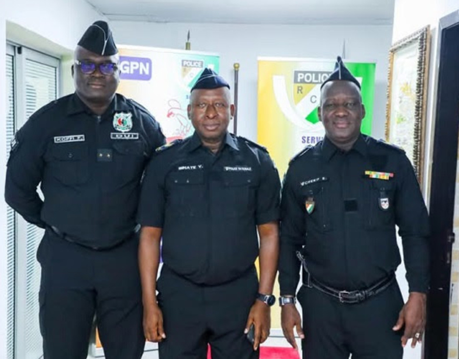 Promotion de quatre nouveaux contrôleurs généraux à la police nationale