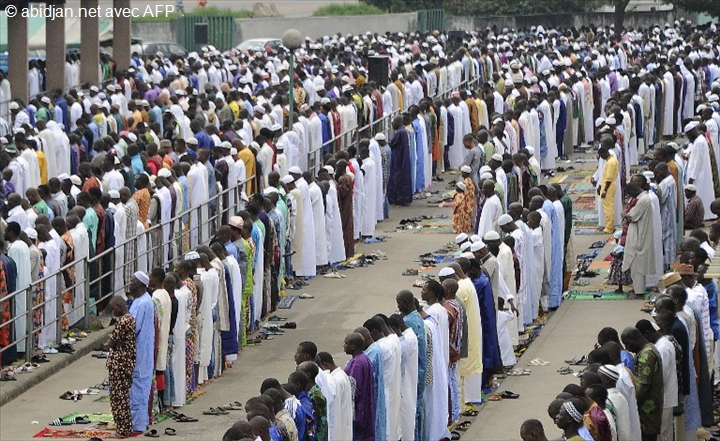 Yamoussoukro : La communauté musulmane unie d’intention pour le repos de l’âme du Président Houphouët-Boigny