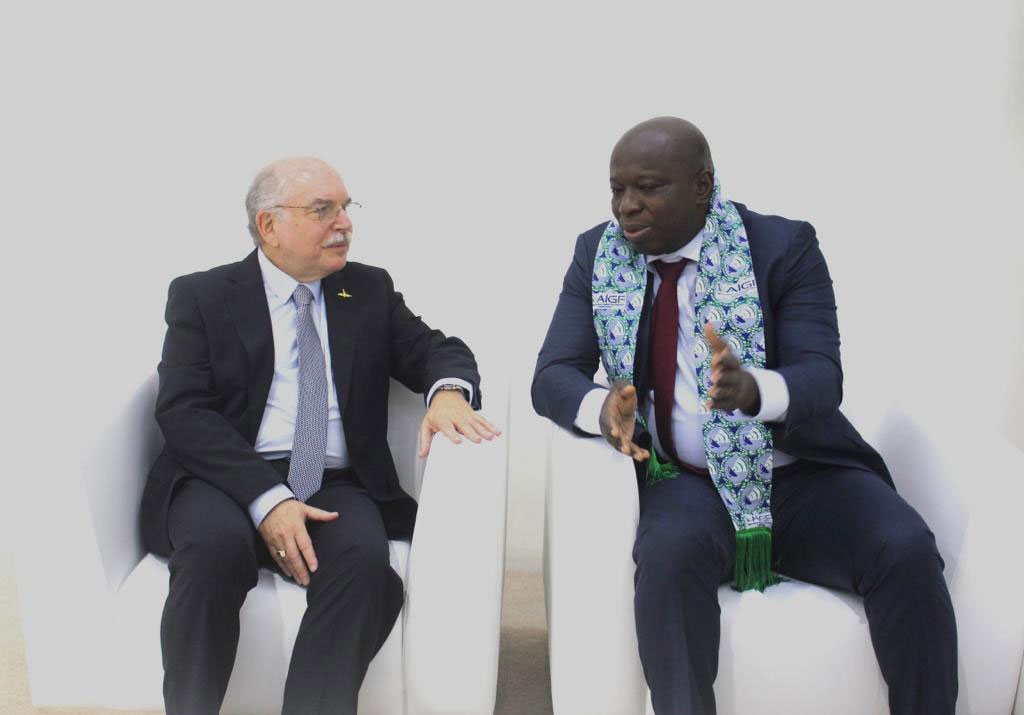 Radiocommunications : le gouvernement ivoirien réaffirme son engagement à soutenir le secteur via des « rencontres stratégiques » à Dubaï